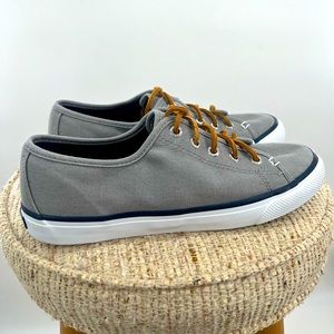 Sperry Top sider womens  grey. 6.5 mint condition